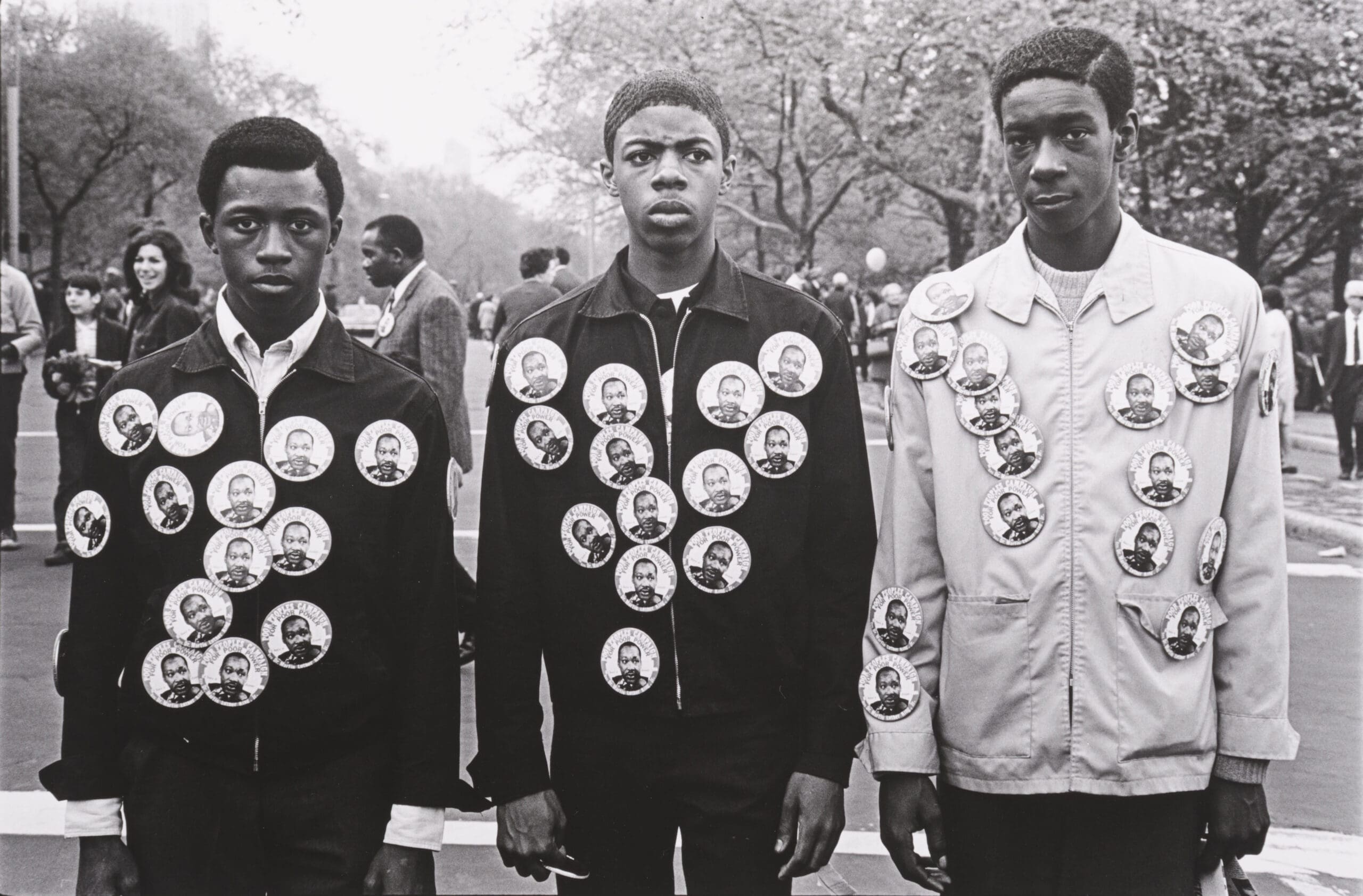 Benedict J. Fernandez (New York, New York, 1936 - 2021, Oxford, New York) Memorial to Martin Luther King, Jr. , Central Park, New York City 1968 (printed later) Gelatin silver print 8 1/2 x 12 1/4 in. (21.6 x 31.2 cm) Collection of the Akron Art Museum Museum Acquisition Fund 1997.35 g